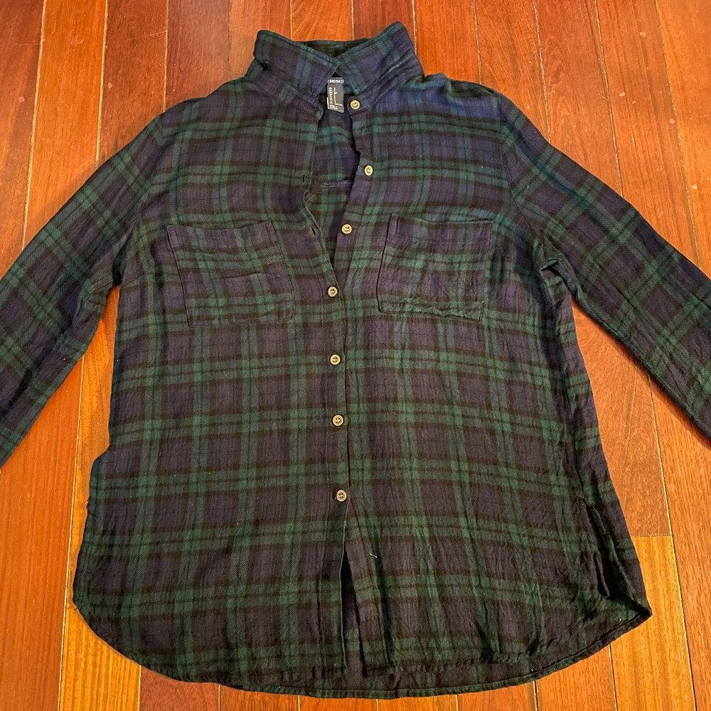 Button Down Flannel (S)